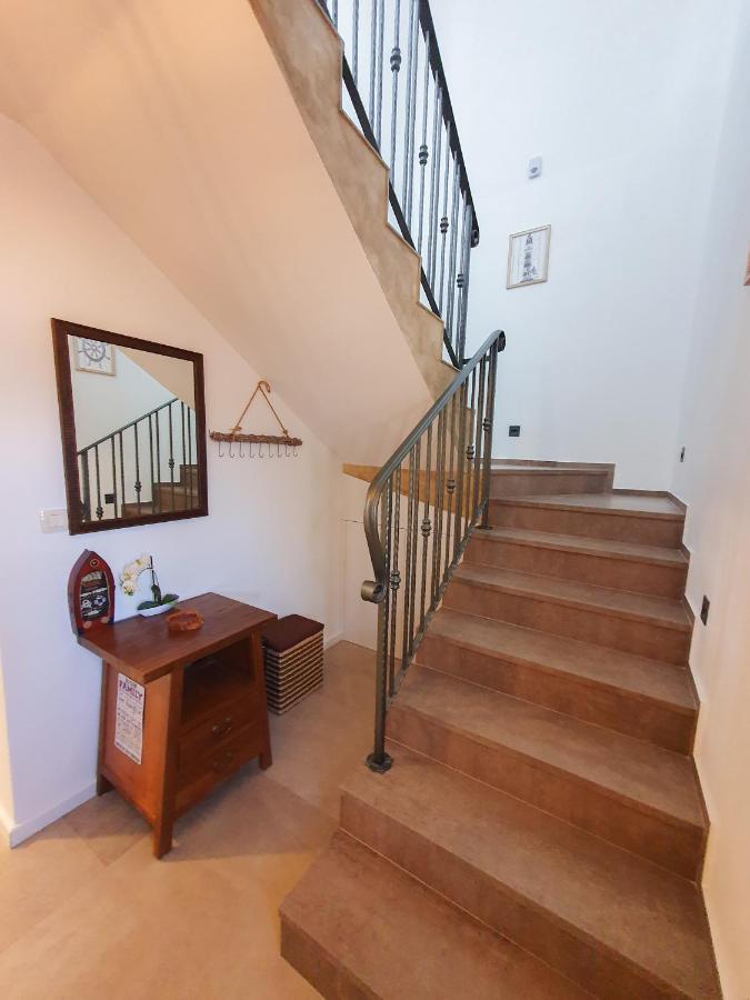 Villa Alara - Charming Villa With Heated Swimming Pool Milohnici Zewnętrze zdjęcie